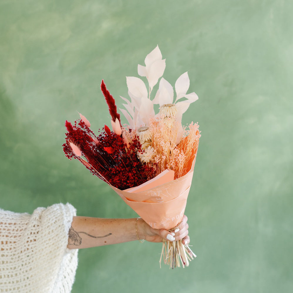 Poppy Holidays Dried Flower Wrap from Native Poppy