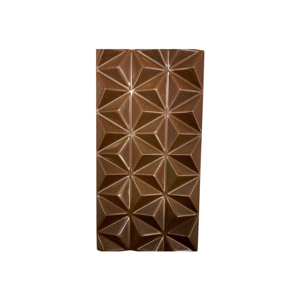 Bar of Dark Chocolate and Caramelized Salted Hazelnuts | Deux Cranes