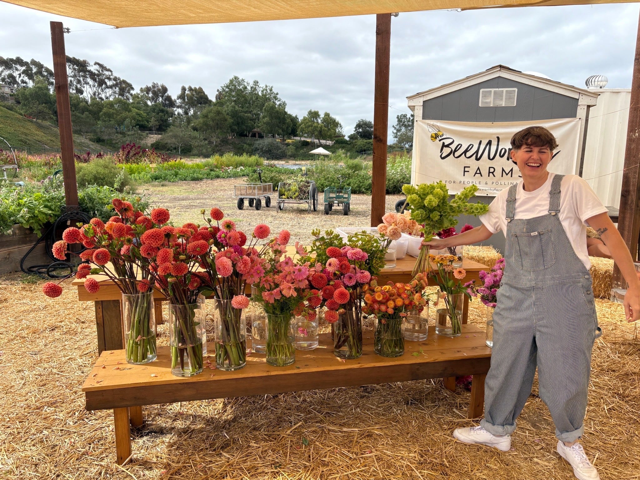 フラワー・ガーデニング Sample May 23, 2026 - Local Flower Arranging 101 Workshop + Farm Tour