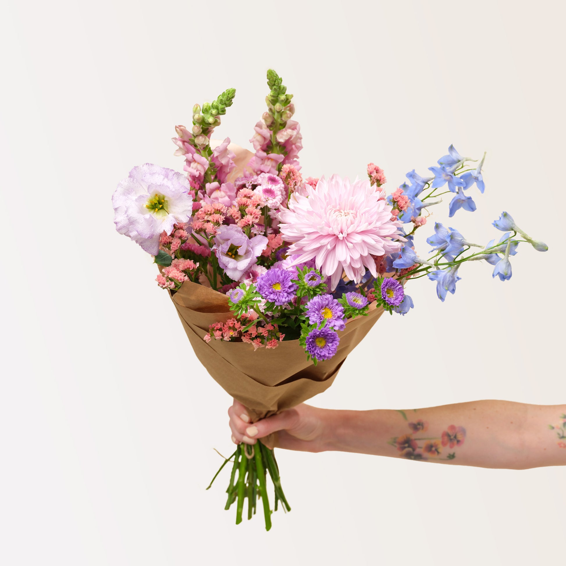 Seasonal classic flower wrap from San Diego florist Native Poppy