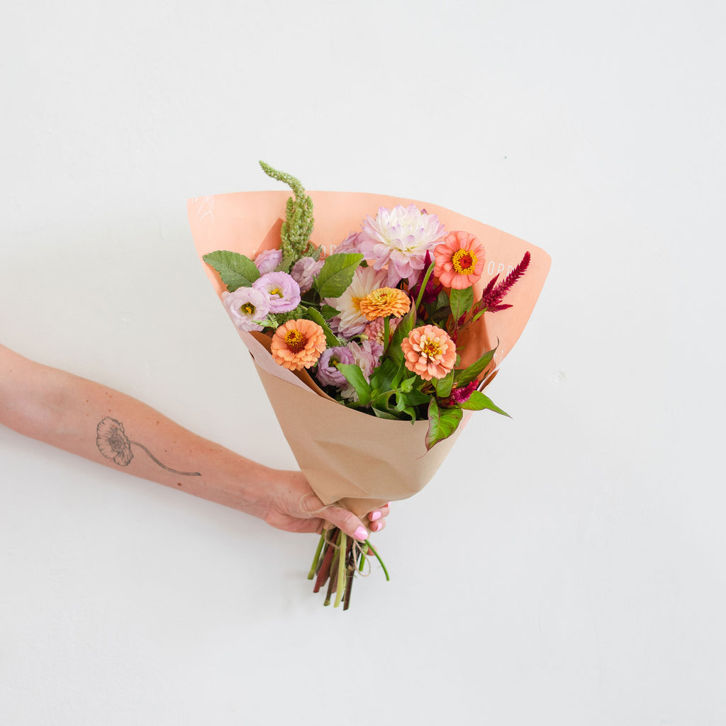 Classic Locally-Grown Flower Wrap – Native Poppy