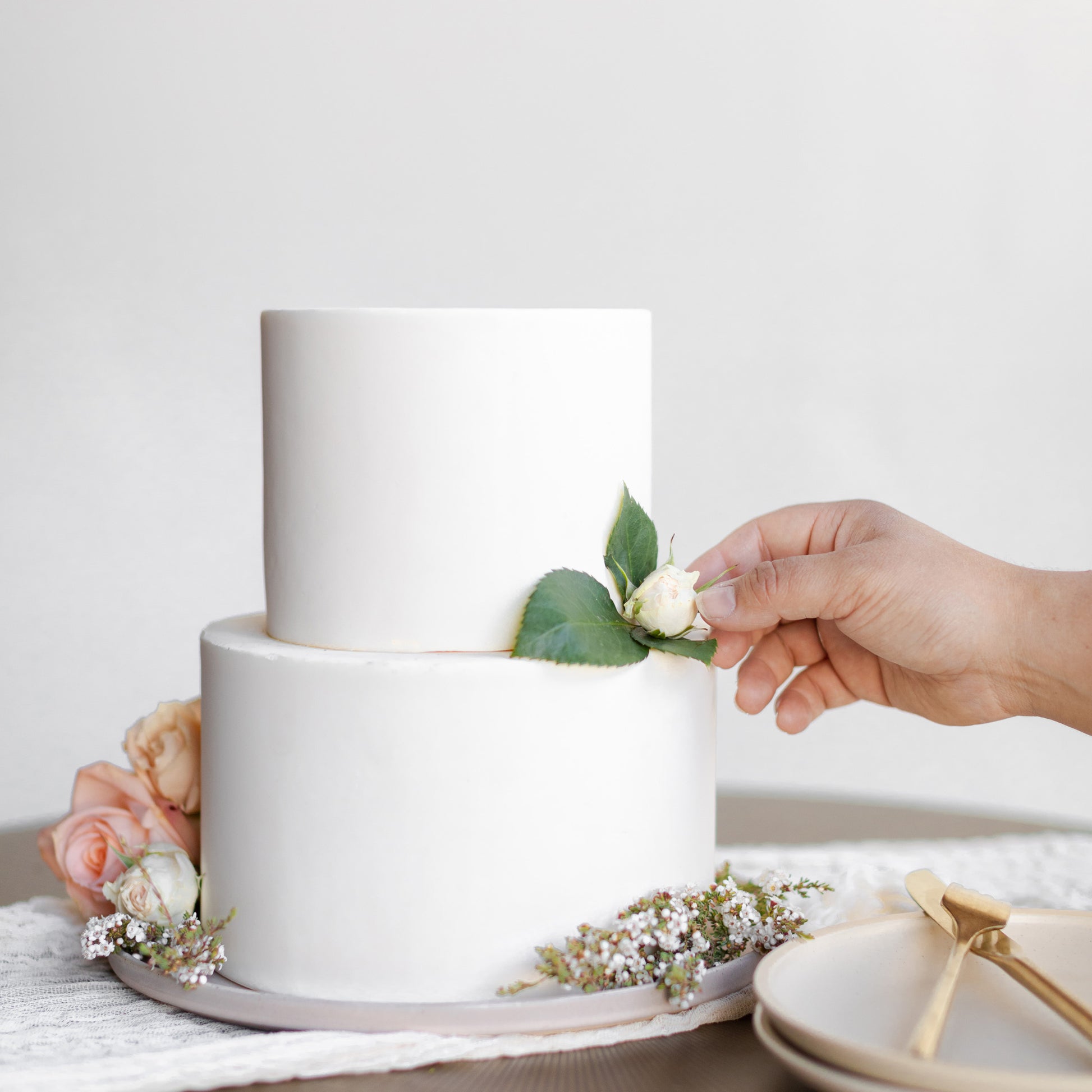 Flower wedding cake decorations from Native Poppy