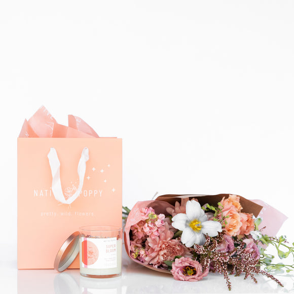 Super Bloom gift set with candle and flowers from Native Poppy