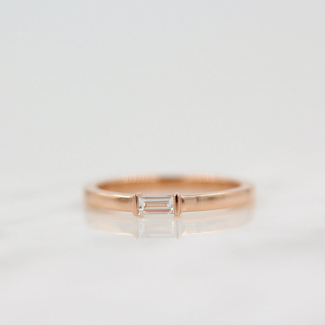 Rose gold baguette diamond ring