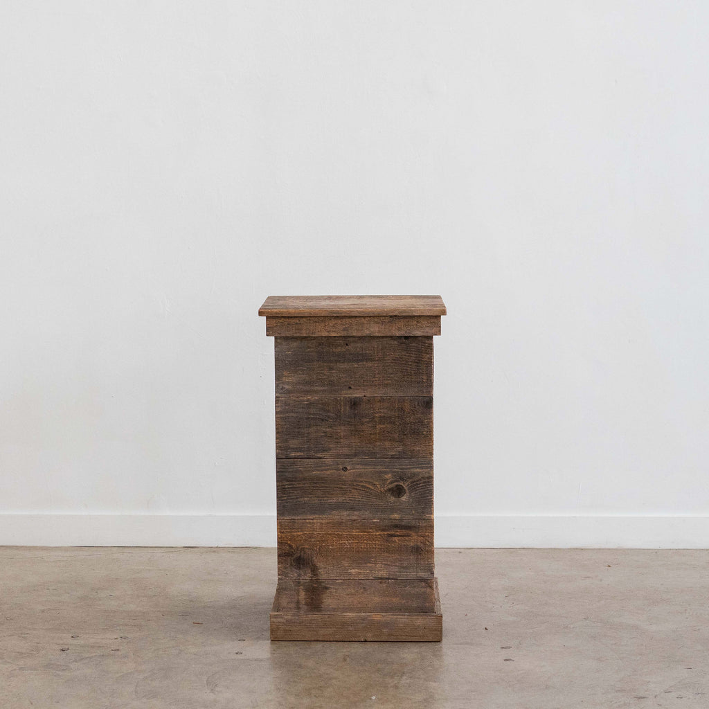 Pedestal Rental Native Poppy Weddings